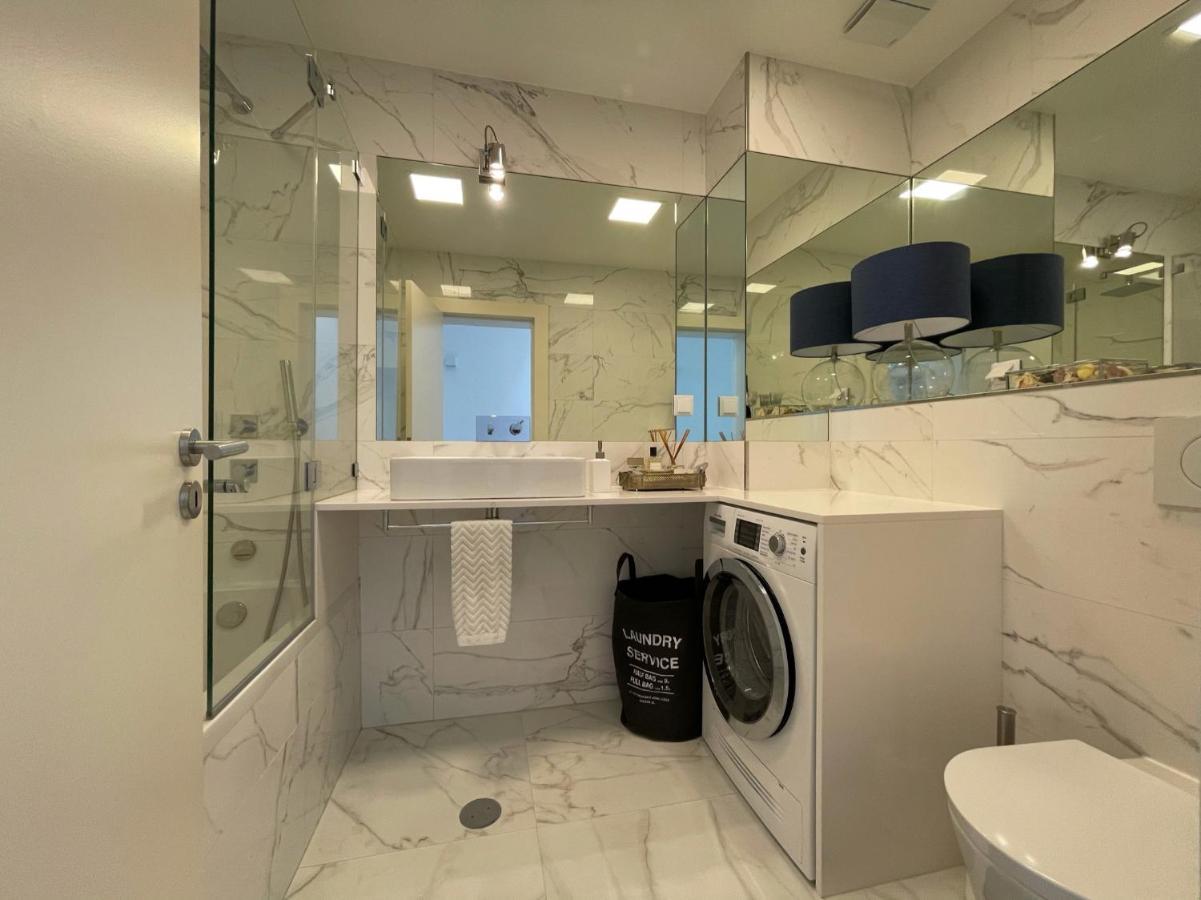 Beautiful Penthouse Apartment With Terrace - 4 Minute Walk To The Beach Troia Ngoại thất bức ảnh