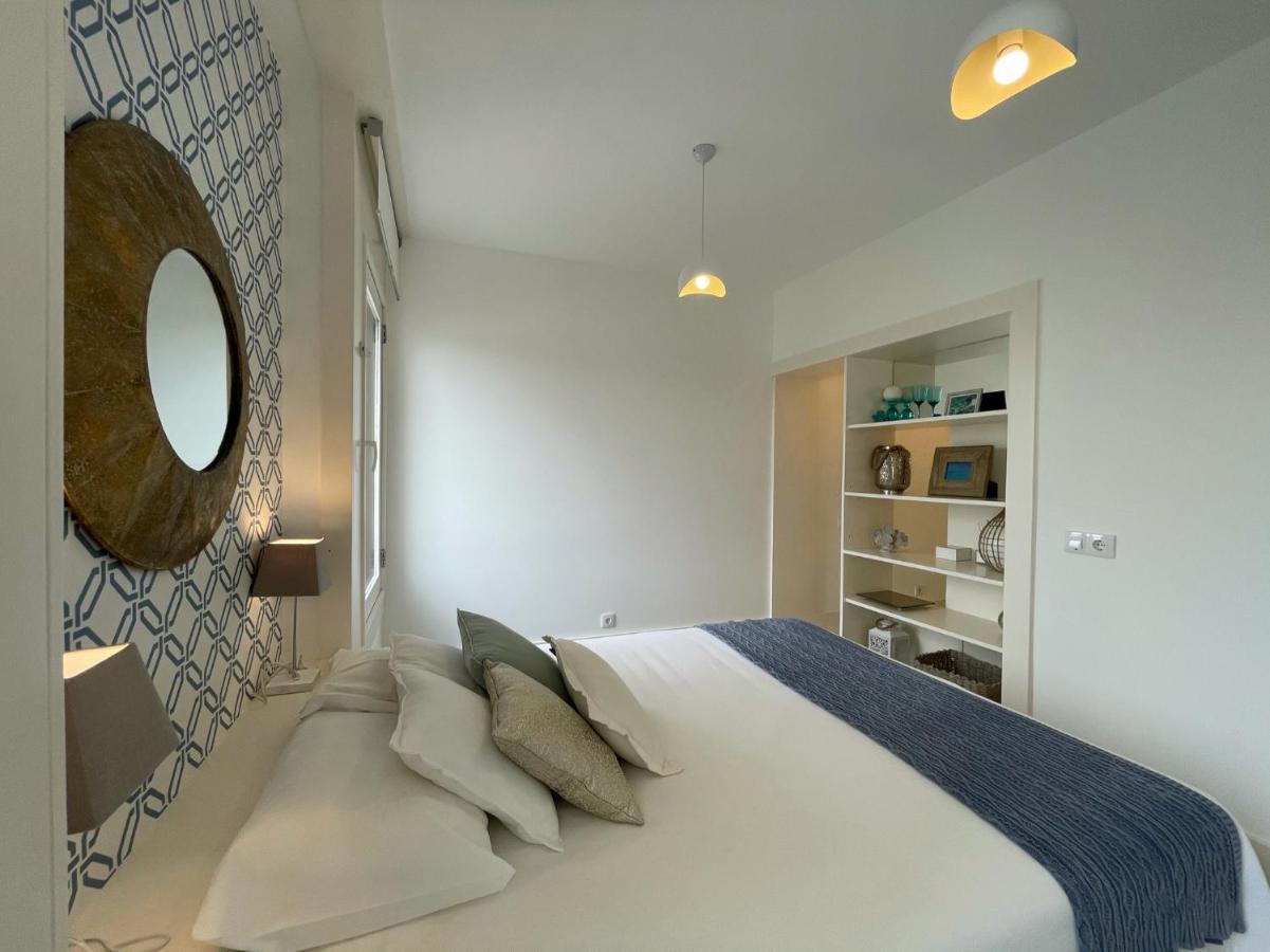 Beautiful Penthouse Apartment With Terrace - 4 Minute Walk To The Beach Troia Ngoại thất bức ảnh